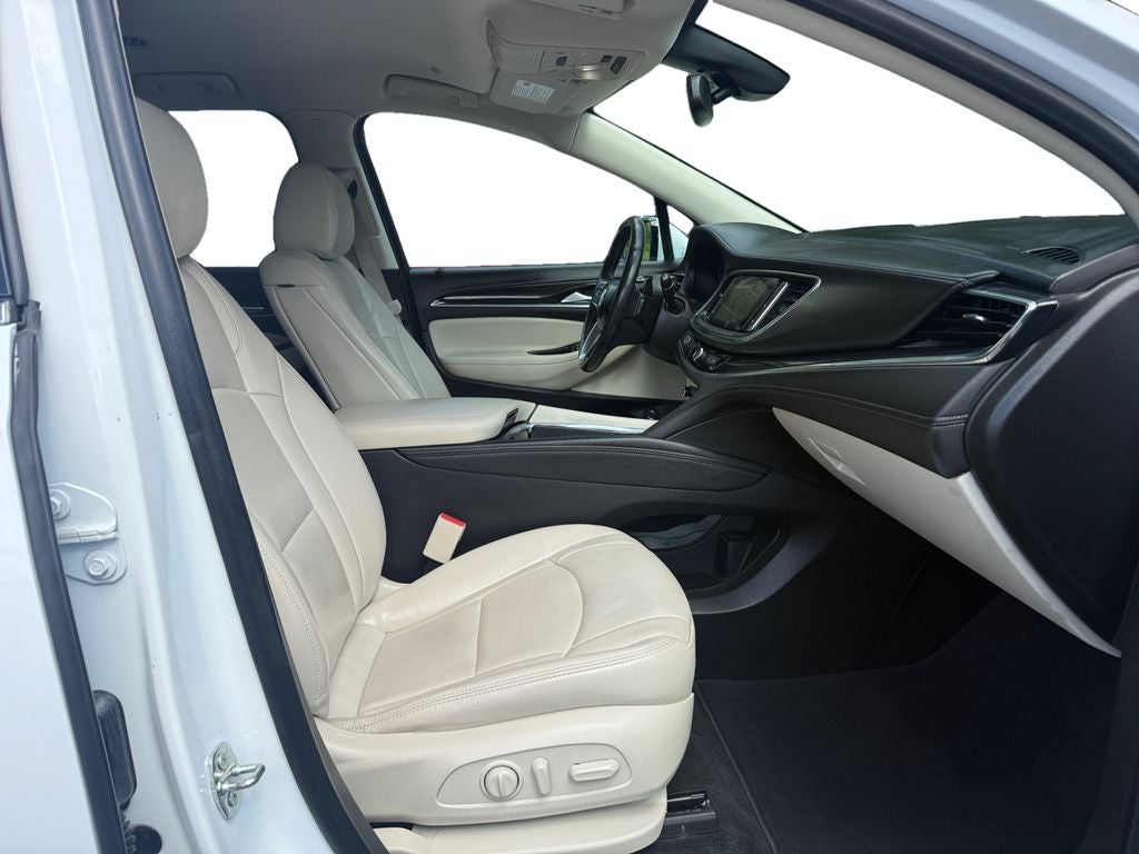 2022 Buick Enclave FWD Essence