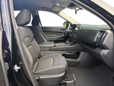 2023 Nissan Pathfinder SV FWD