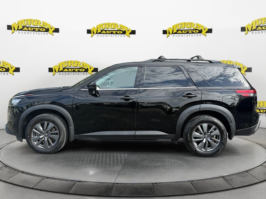 2023 Nissan Pathfinder SV FWD
