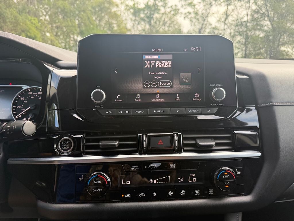 2023 Nissan Pathfinder SV FWD