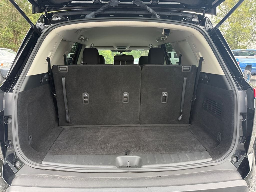 2023 Nissan Pathfinder SV FWD