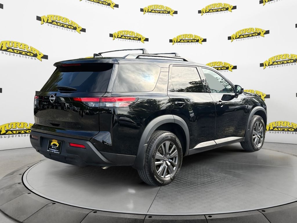 2023 Nissan Pathfinder SV FWD