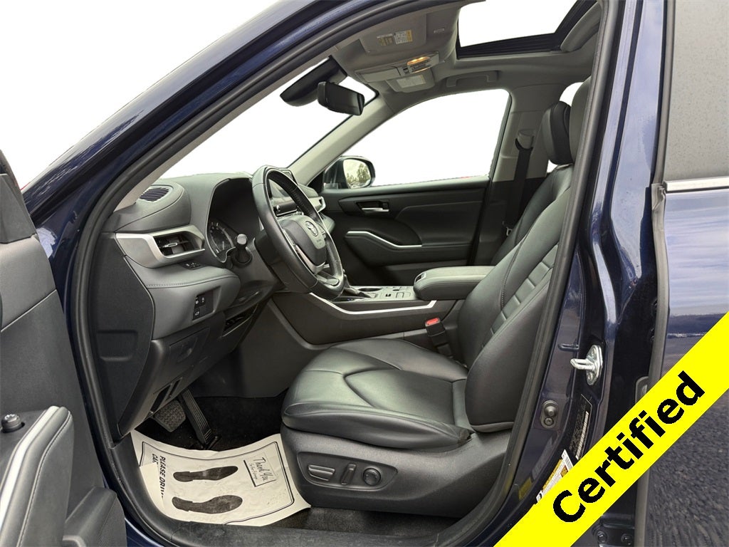 2024 Toyota Highlander Base