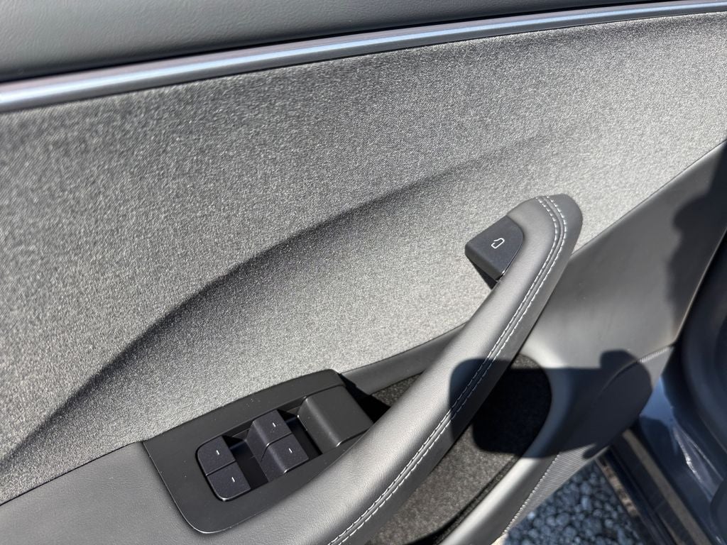 2025 Tesla Model 3 Long Range Rear-Wheel Drive