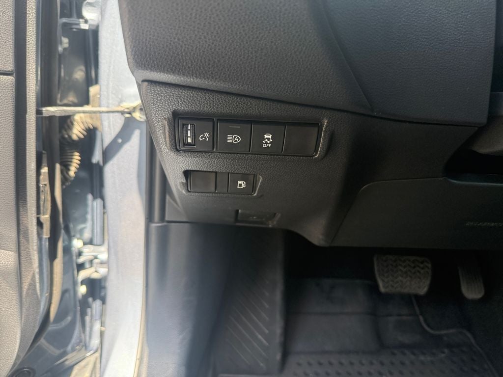 2024 Toyota Corolla Cross Hybrid SE
