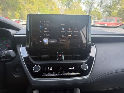 2024 Toyota Corolla Cross Hybrid SE