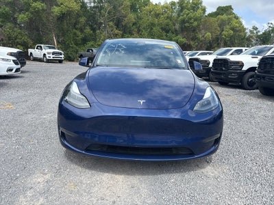 2022 Tesla Model Y Long Range Dual Motor All-Wheel Drive