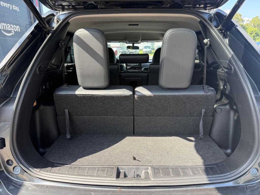 2024 Mitsubishi Outlander Base