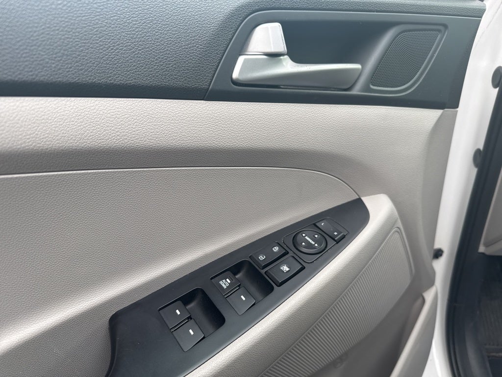 2021 Hyundai Tucson SE