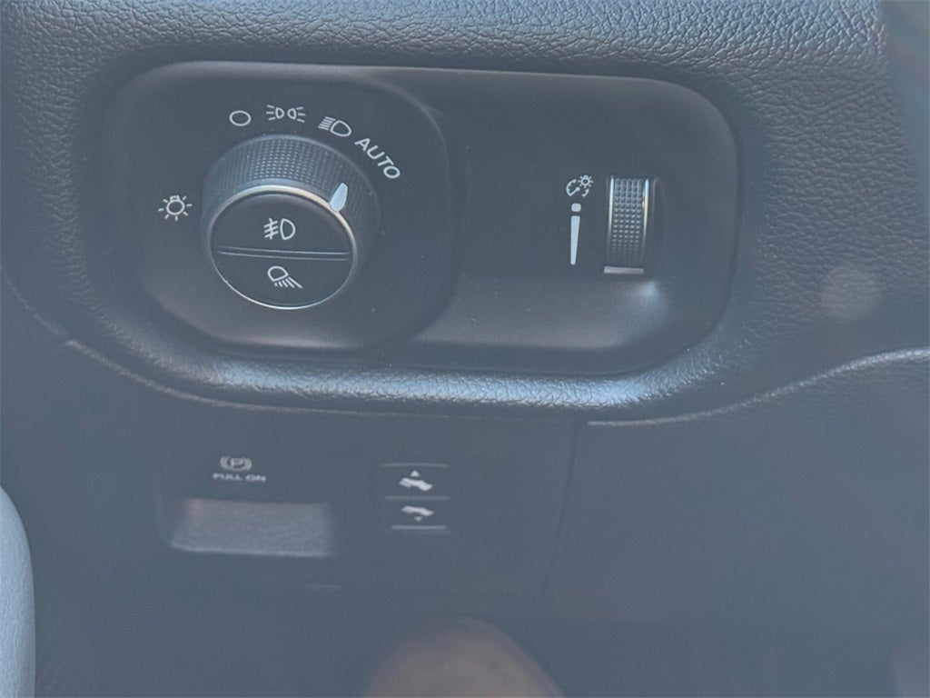 2020 RAM 1500 Big Horn/Lone Star 5.7 V8