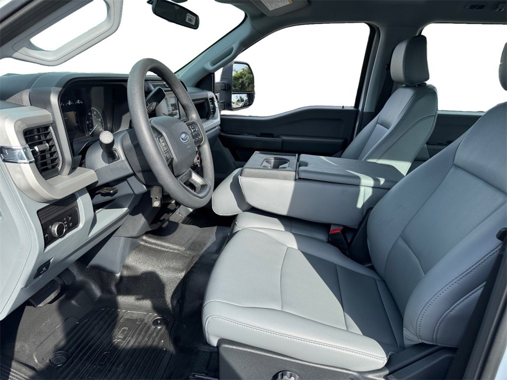 2025 Ford F-550SD XL DRW