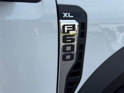 2025 Ford F-600SD XL