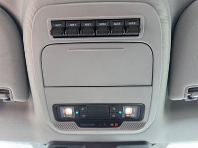 2025 Ford F-600SD XL