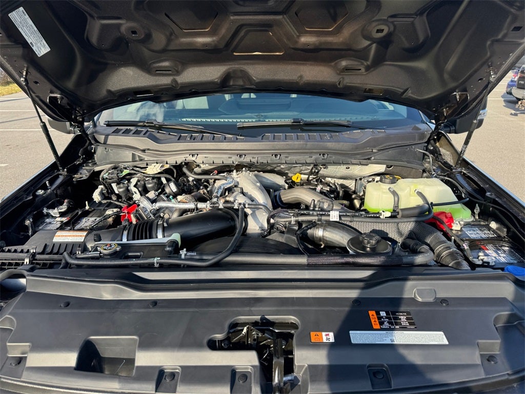 2026 Ford F-550SD Lariat DRW