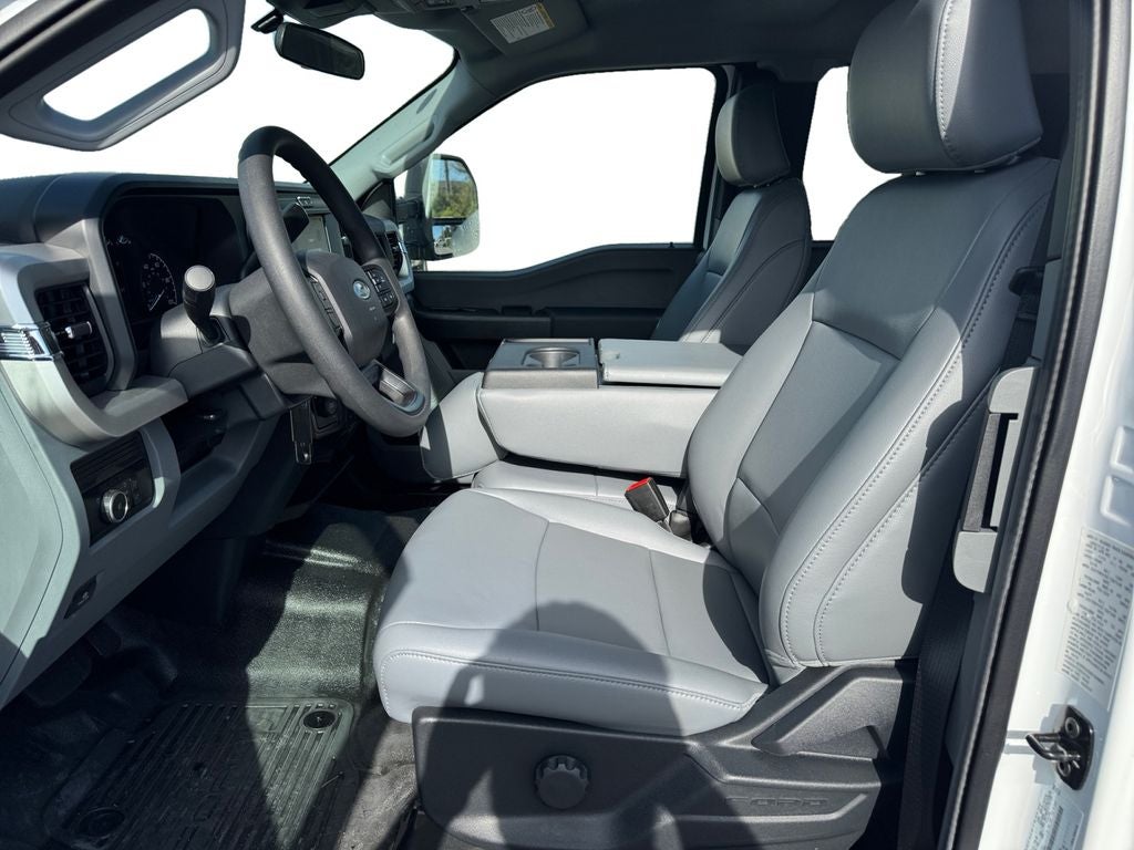 2025 Ford F-550SD XL DRW