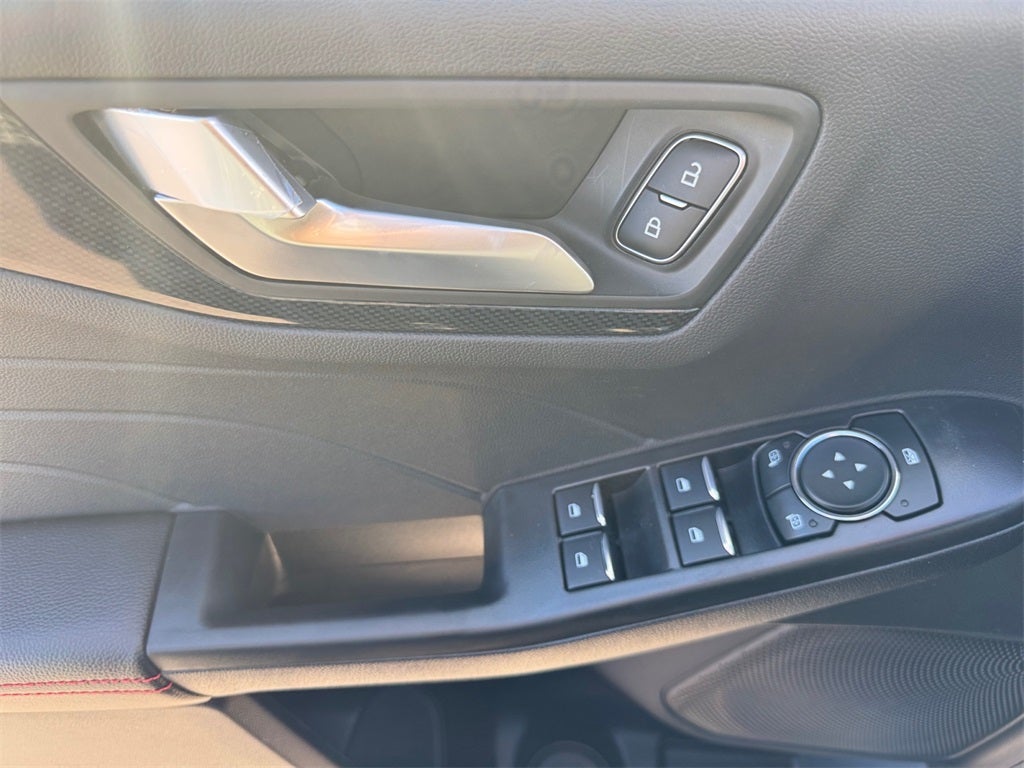 2026 Ford Escape Hybrid ST-Line Select