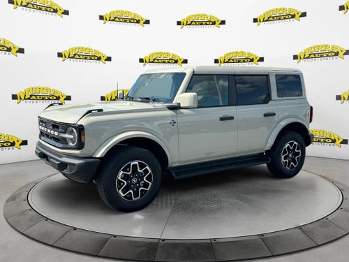 2026 Ford Bronco Outer Banks