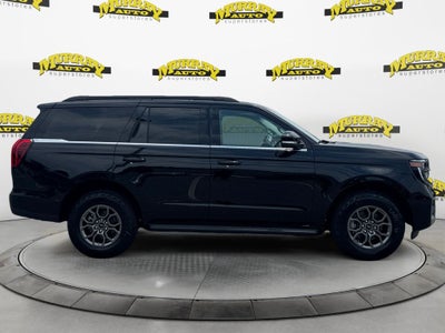 2027 Ford Expedition Active