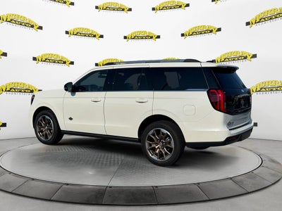 2027 Ford Expedition King Ranch