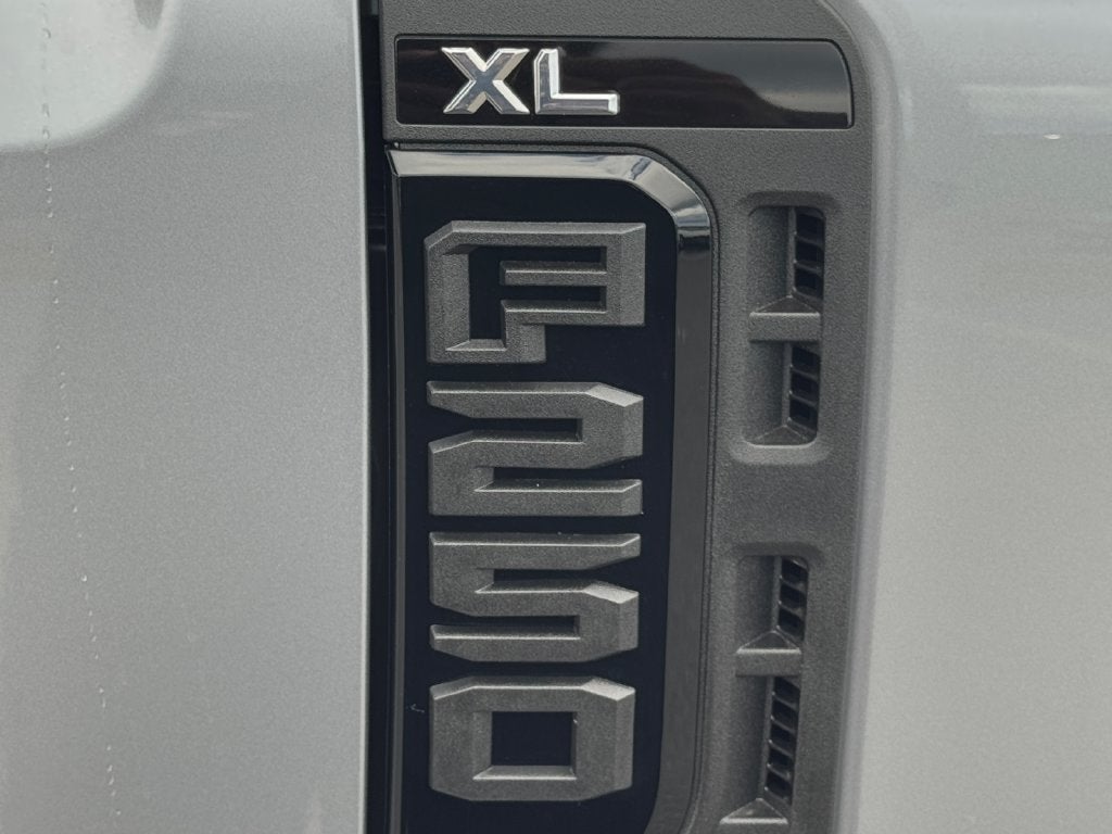 2027 Ford F-250SD XL