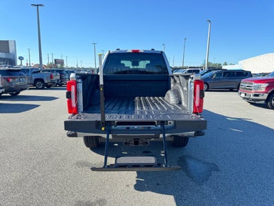 2027 Ford F-350SD Lariat