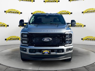 2027 Ford F-350SD Lariat