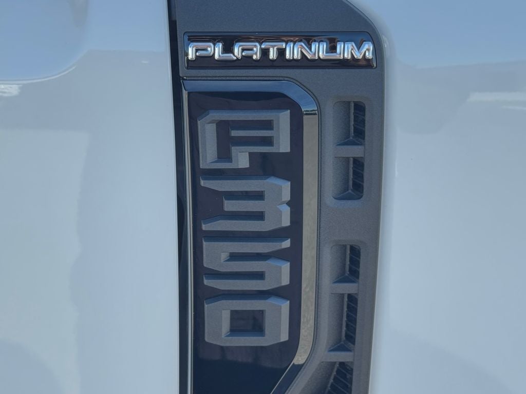 2026 Ford F-350SD Platinum