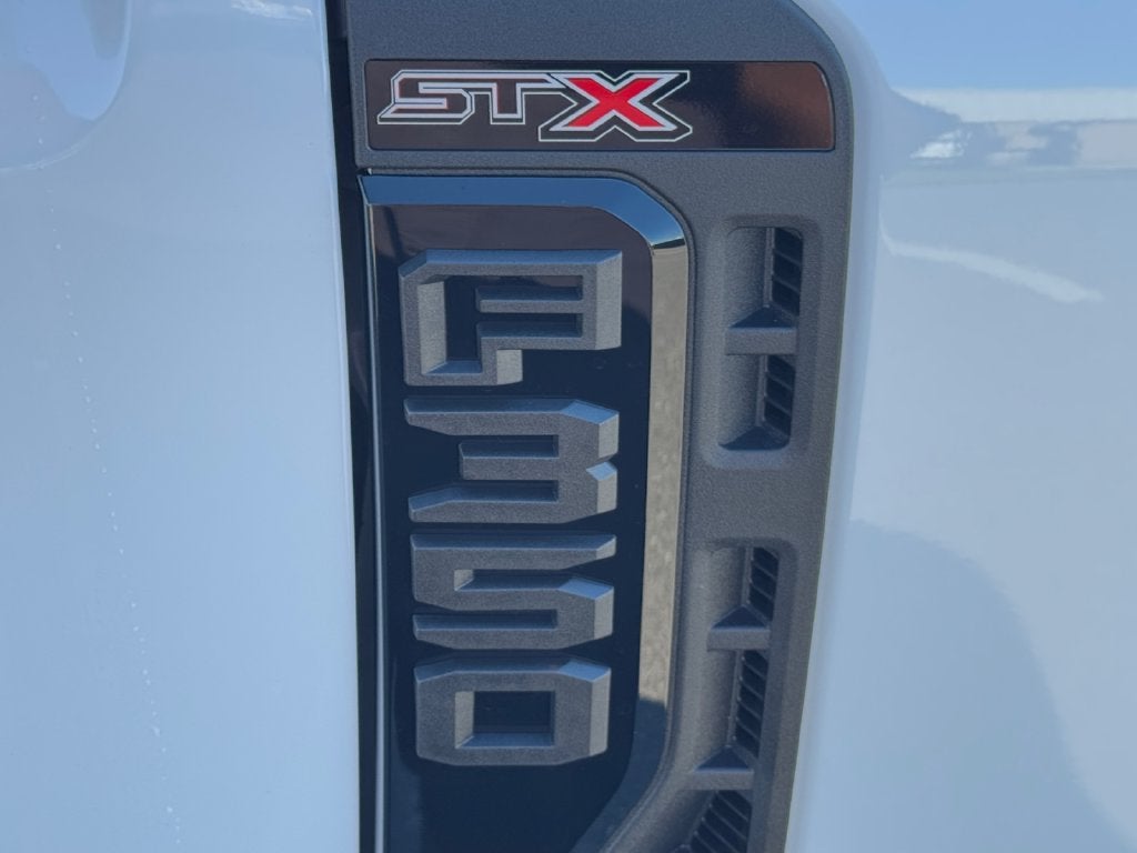 2027 Ford F-350SD XL