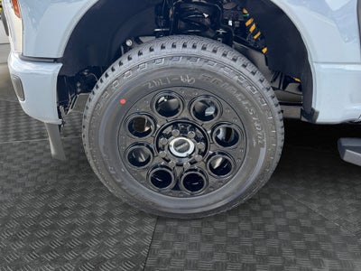 2027 Ford F-350SD Lariat