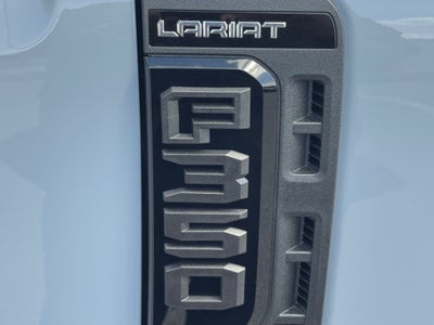 2027 Ford F-350SD Lariat