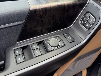 2027 Ford F-350SD Lariat