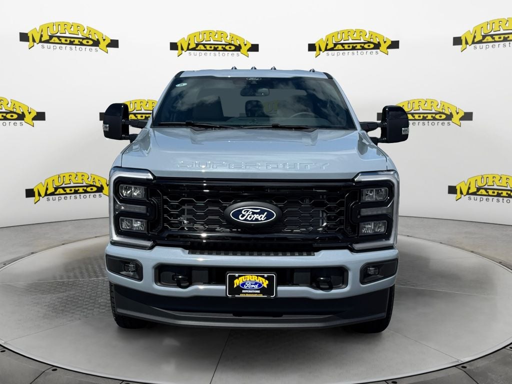 2027 Ford F-350SD Lariat