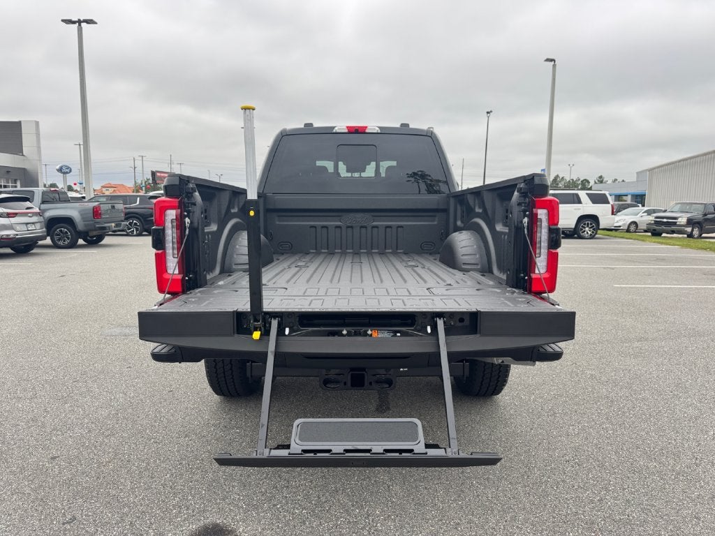 2027 Ford F-350SD Platinum