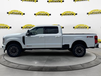 2027 Ford F-350SD Platinum