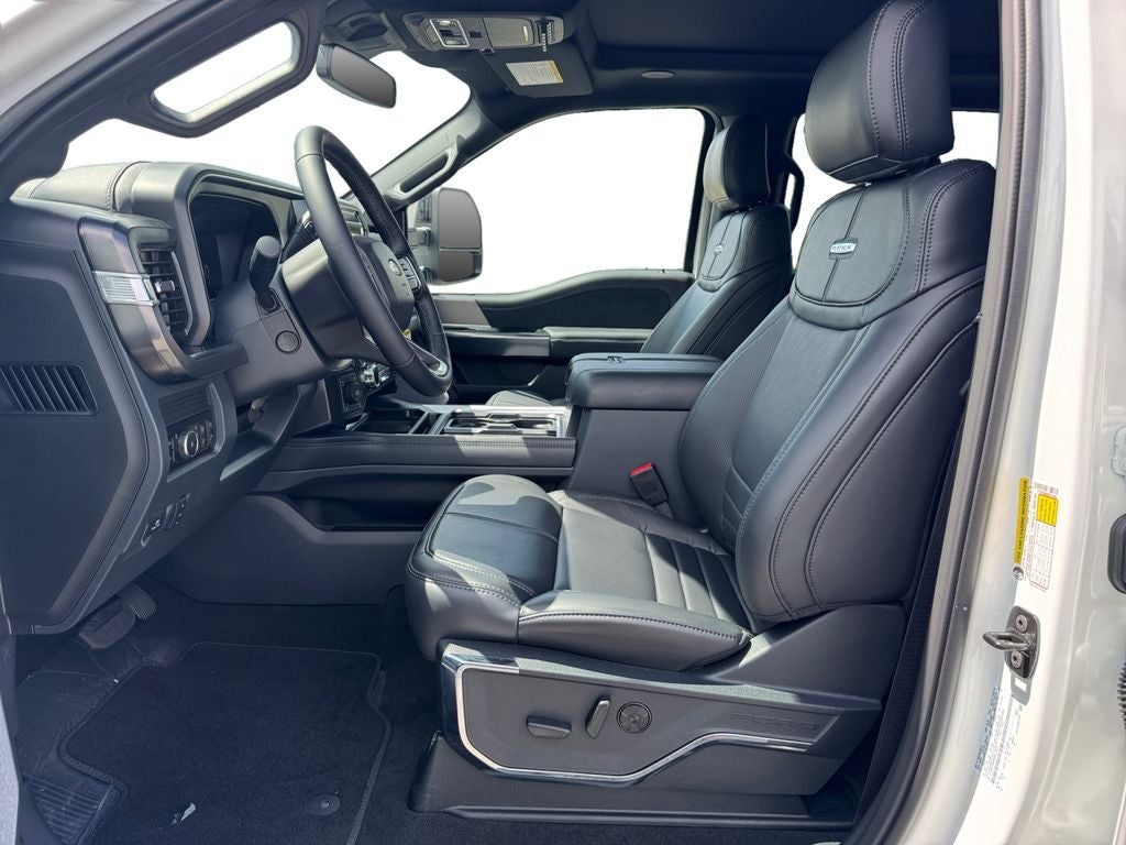 2027 Ford F-350SD Platinum
