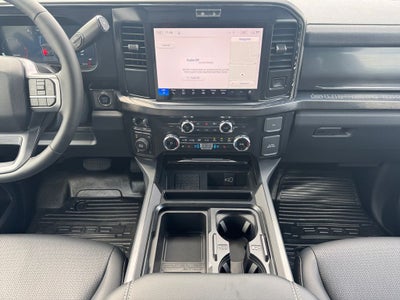 2027 Ford F-350SD Lariat
