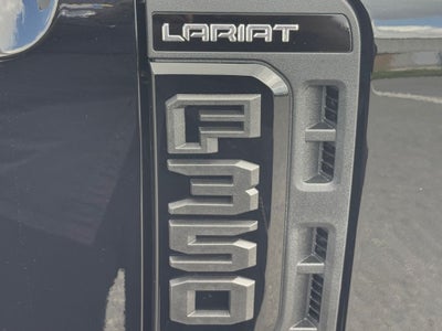 2027 Ford F-350SD Lariat