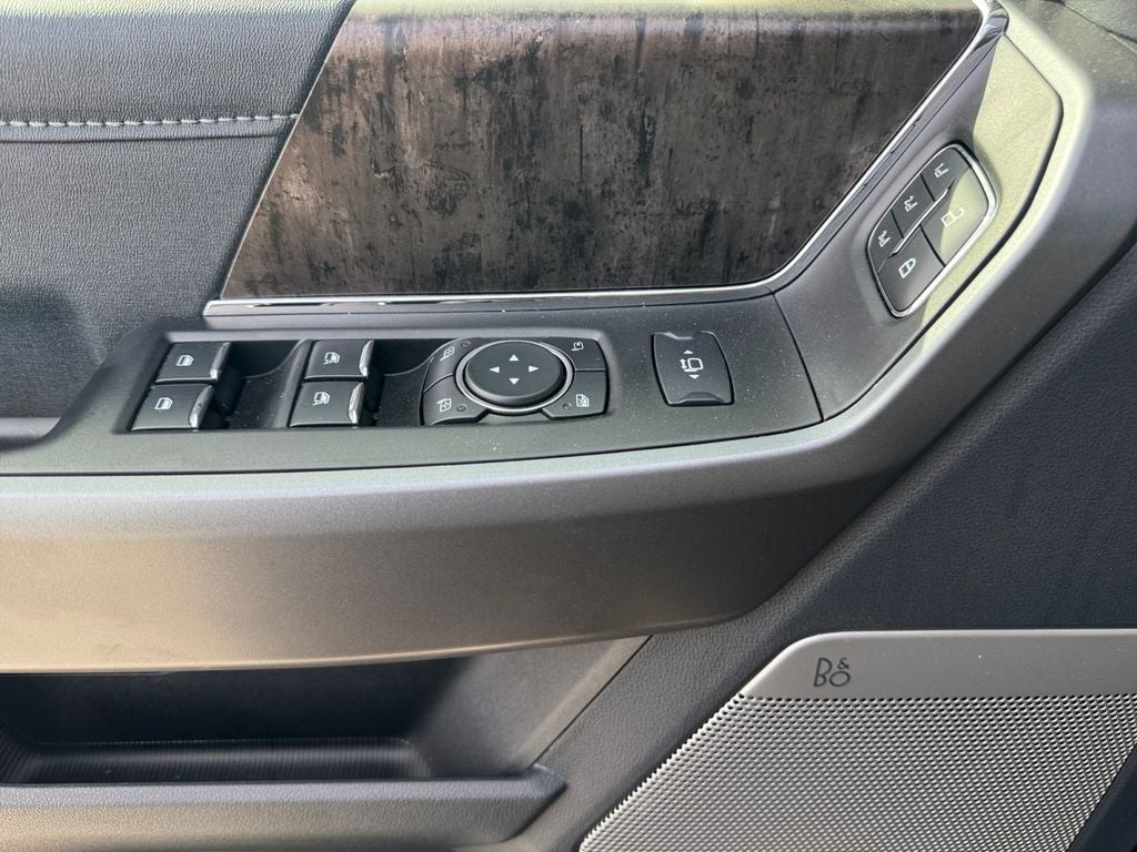 2025 Ford F-350SD Lariat