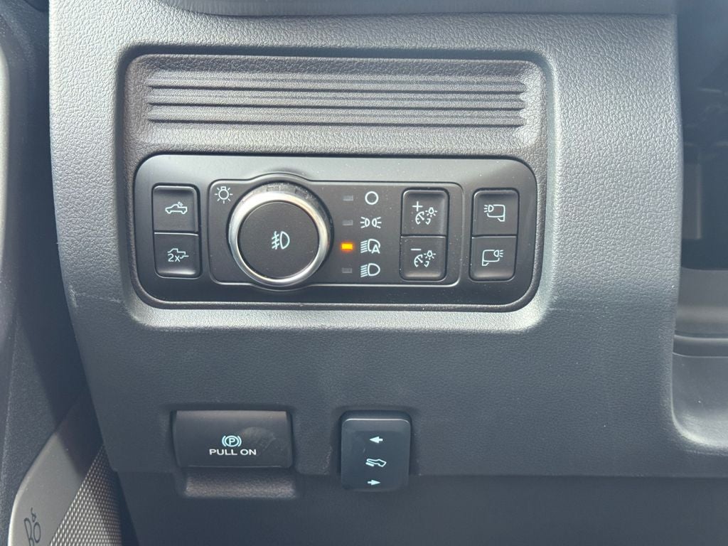 2025 Ford F-350SD Lariat