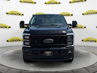 2025 Ford F-350SD Lariat