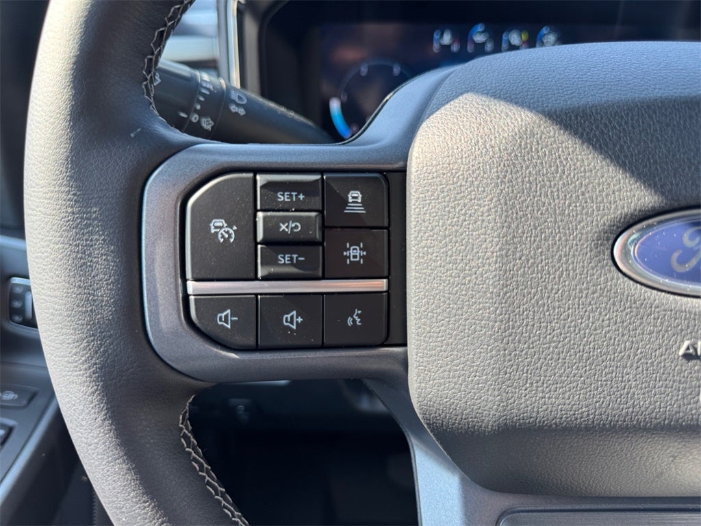 2025 Ford F-350SD Lariat