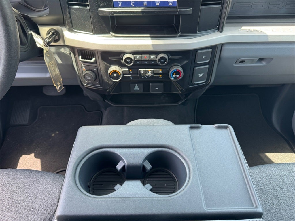 2025 Ford F-350SD XL