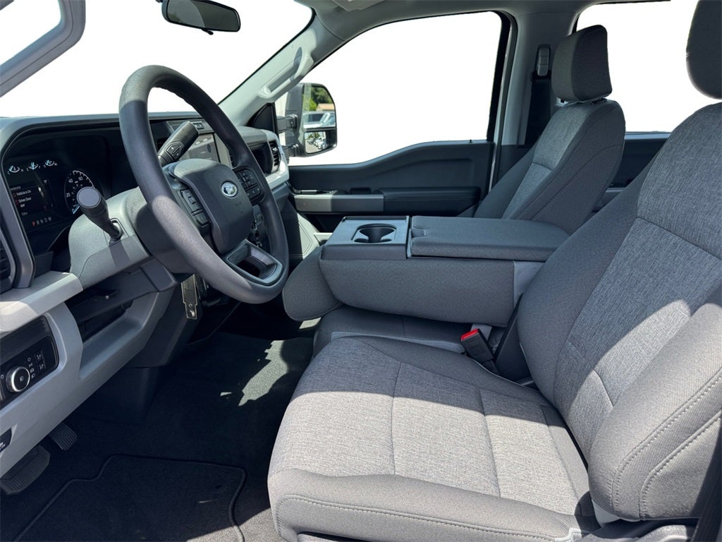 2025 Ford F-350SD XL