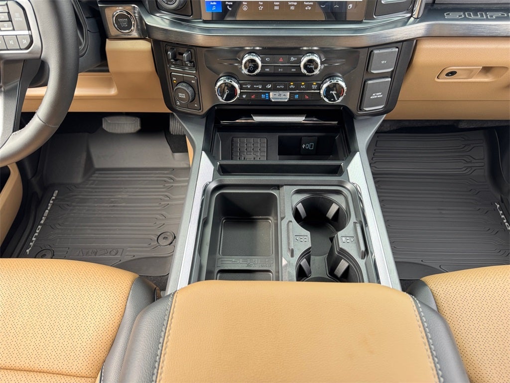 2025 Ford F-350SD Lariat