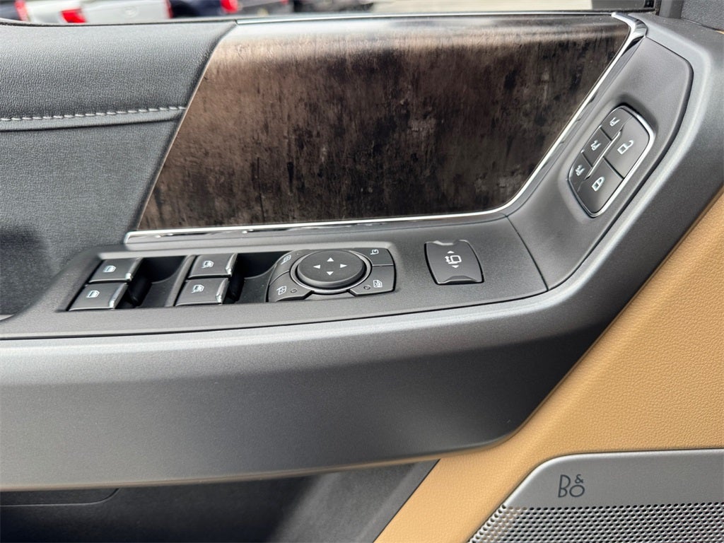 2025 Ford F-350SD Lariat