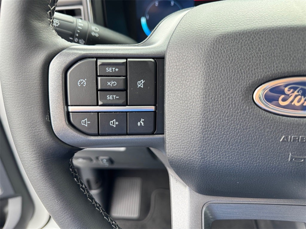 2025 Ford F-350SD Lariat