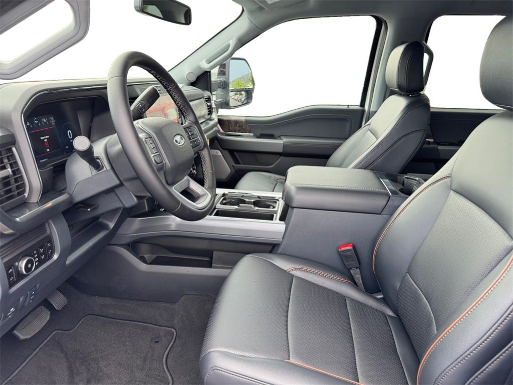 2025 Ford F-350SD Lariat