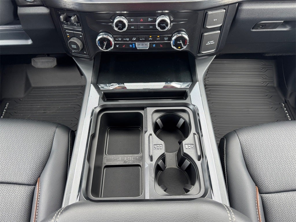 2025 Ford F-350SD Lariat