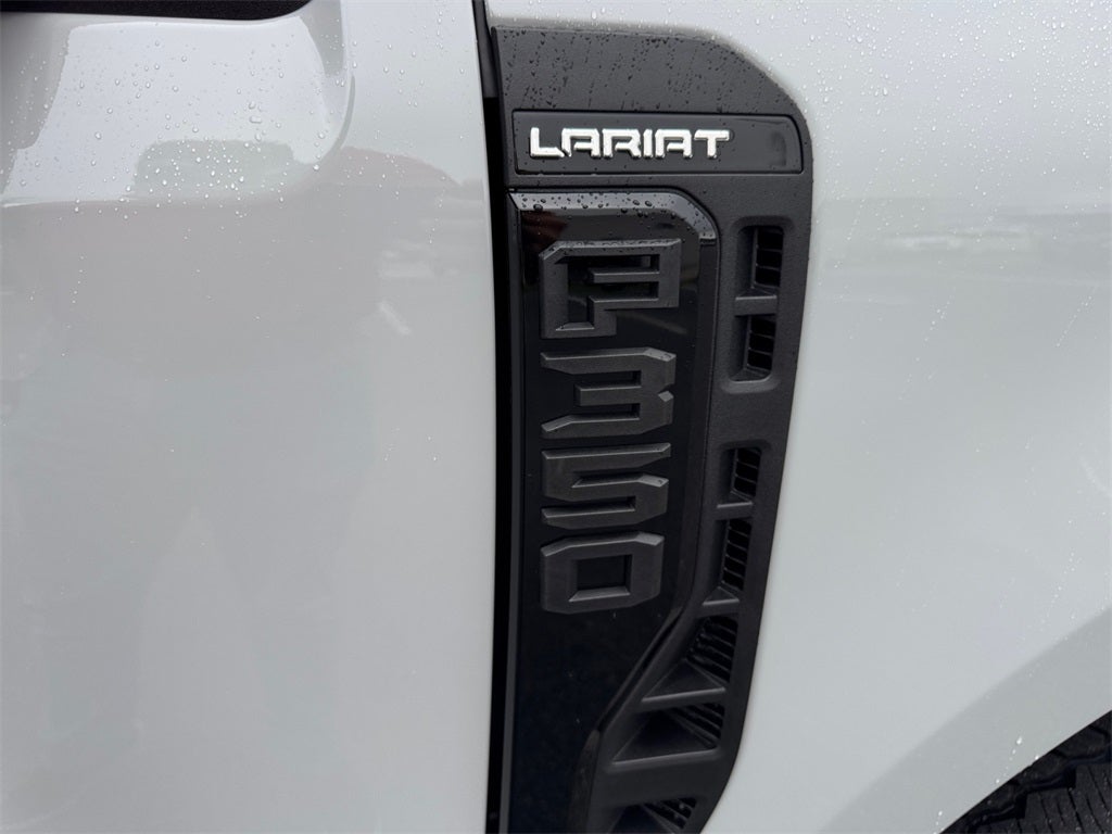 2025 Ford F-350SD Lariat