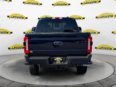 2025 Ford F-350SD Lariat